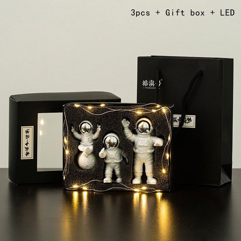 3Pc Astronaut Decor Action Figures and Moon Home Decor Resin Astronaut Statue Room Office Desktop Decoration Presents Boy Gift - homemotto
