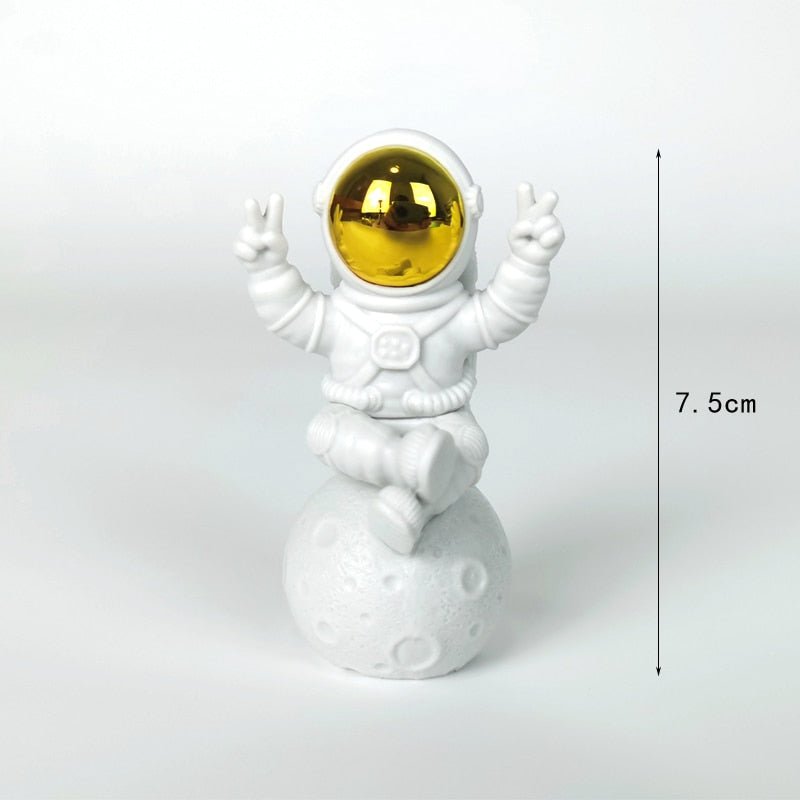 3Pc Astronaut Decor Action Figures and Moon Home Decor Resin Astronaut Statue Room Office Desktop Decoration Presents Boy Gift - homemotto
